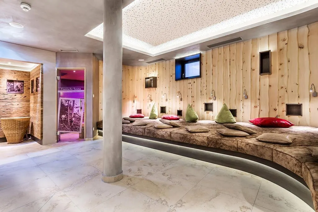 ****  Hotel Am Reiterkogel Saalbach-Hinterglemm Austria